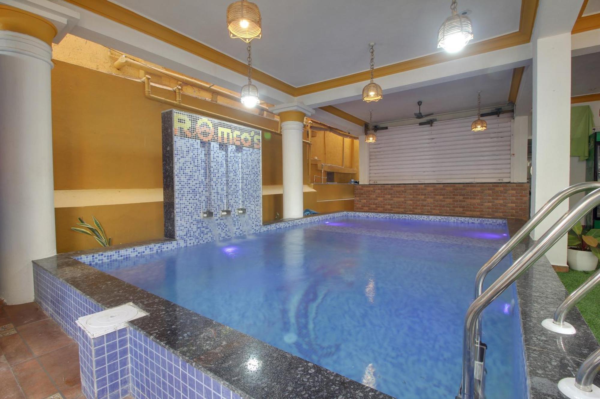 卡兰古特 Collection O Romeos Place Baga Beach酒店 外观 照片